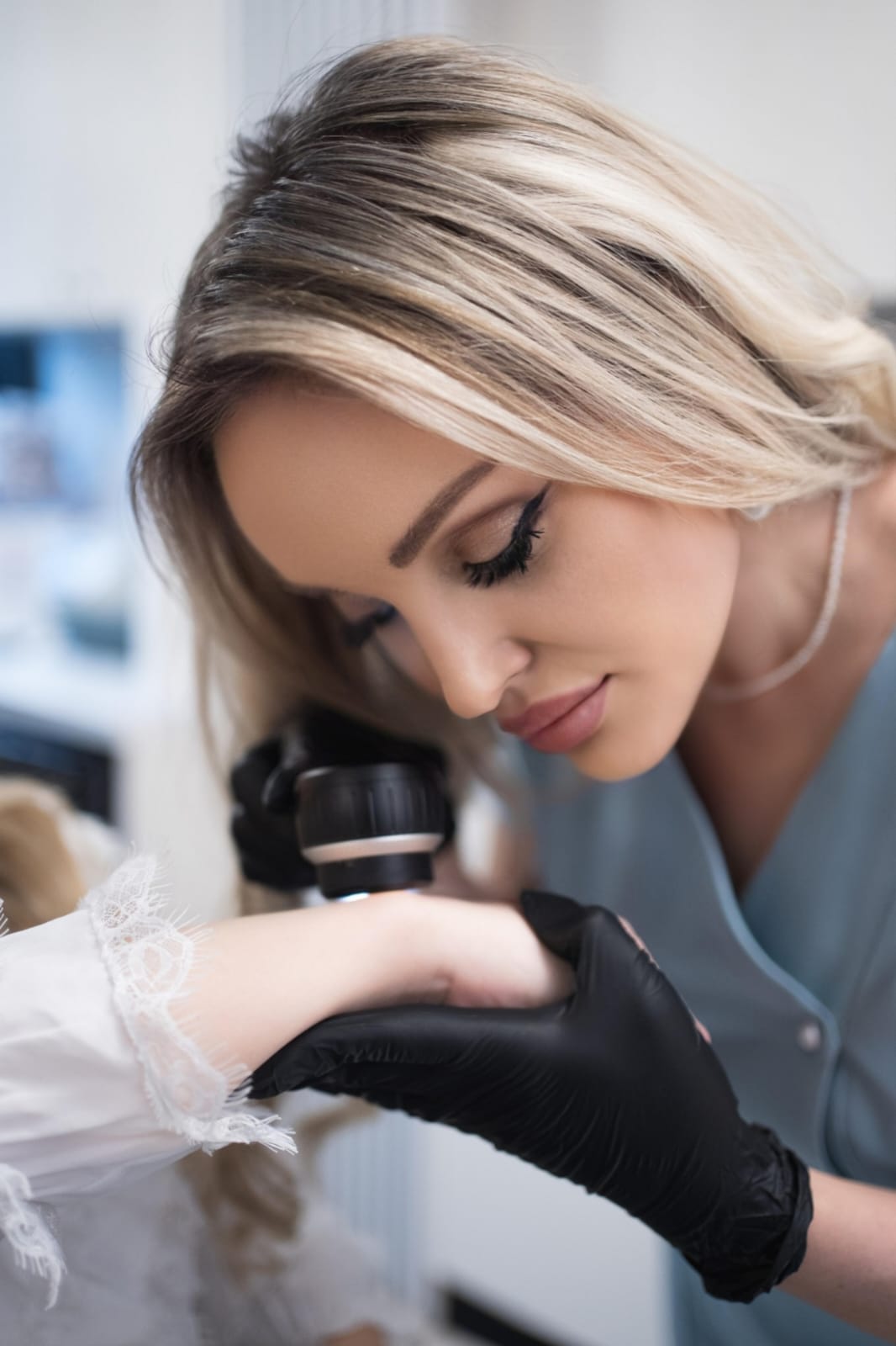 Dermatoscopie - CDerma Clinique, Constanța