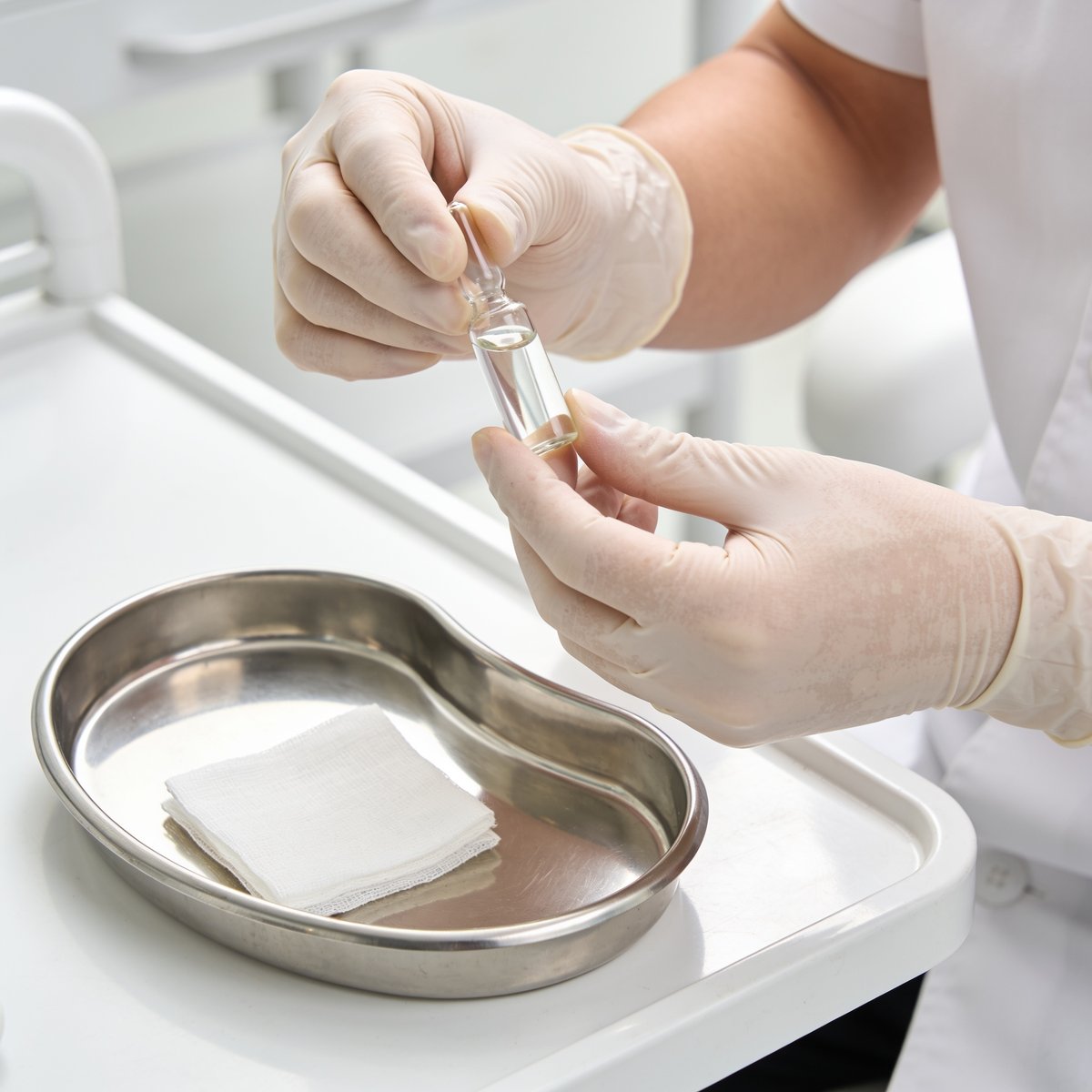 Topire acid hialuronic în Constanța: când și cum se folosește hialuronidaza